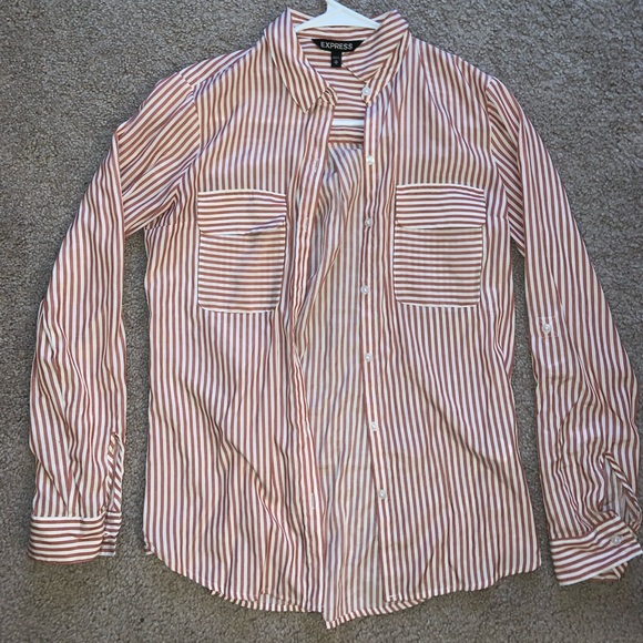 Button up - Picture 1 of 3